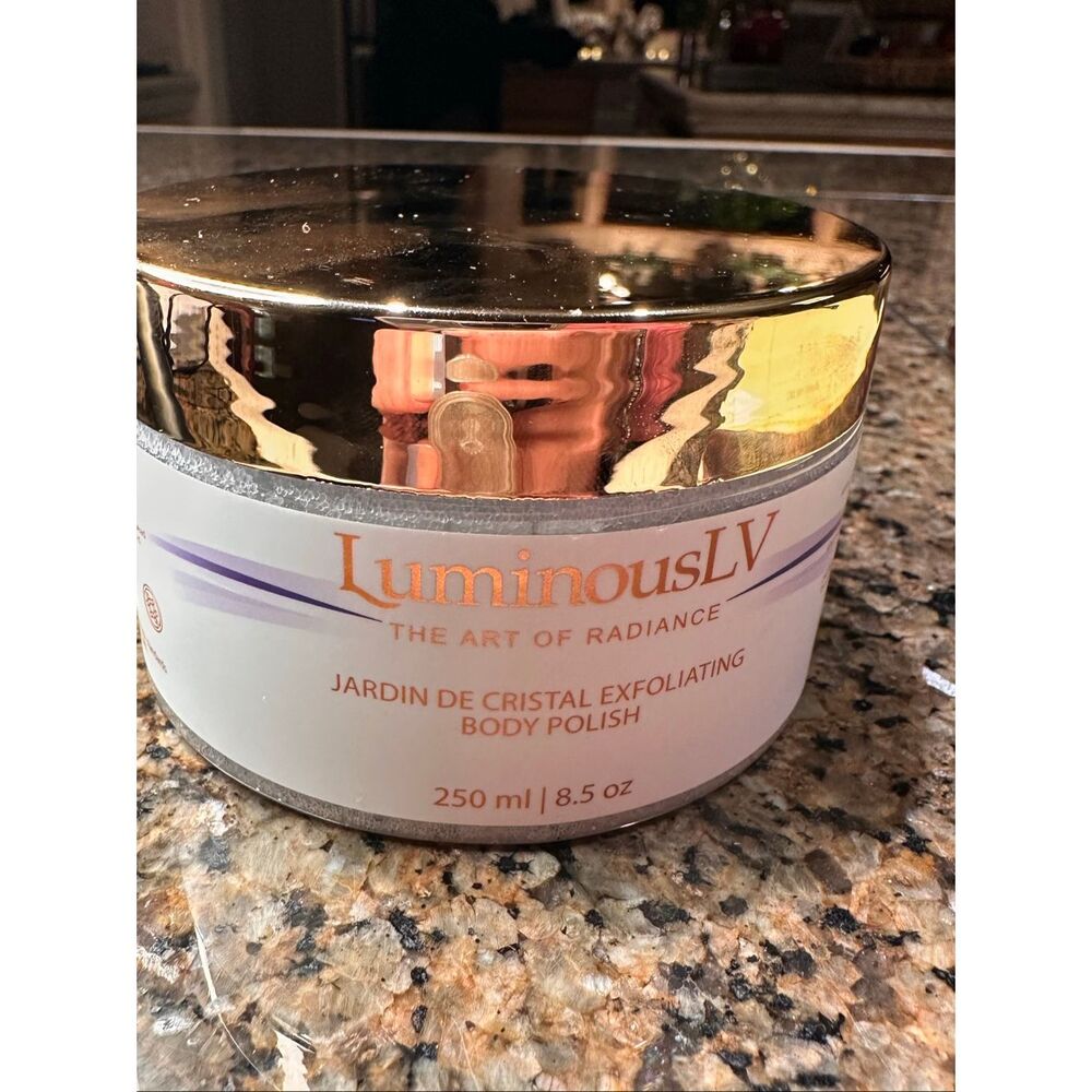 Luminous LV Jardin de Cristal Exfoliating Body Scrub 8.5 oz